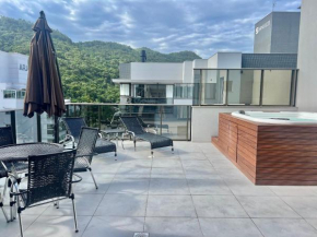 Espetacular! Cobertura com Jacuzzi. PN01I